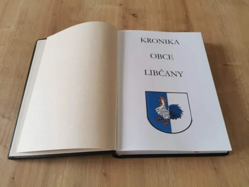 kronika s pouzdrem pro obec Libčany