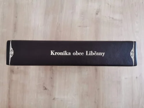 kronika s pouzdrem pro obec Libčany