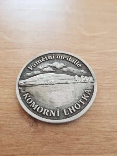 stříbrná pamětní medaile Komorní Lhotka