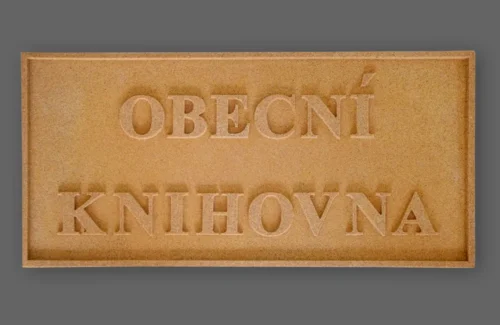 Textová tabule z umělého kamene (pískovec)