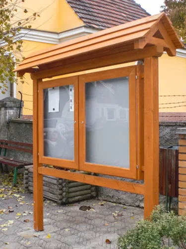 Venkovní úřední desky dřevěné, dřevěné vitríny