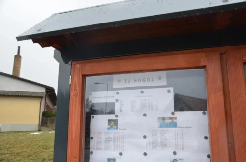 Detail kombinované úřední desky pro obec Cetoraz