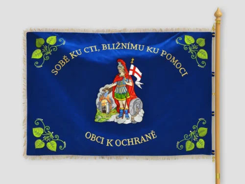 vyšívaná hasicská vlajka na žerdi