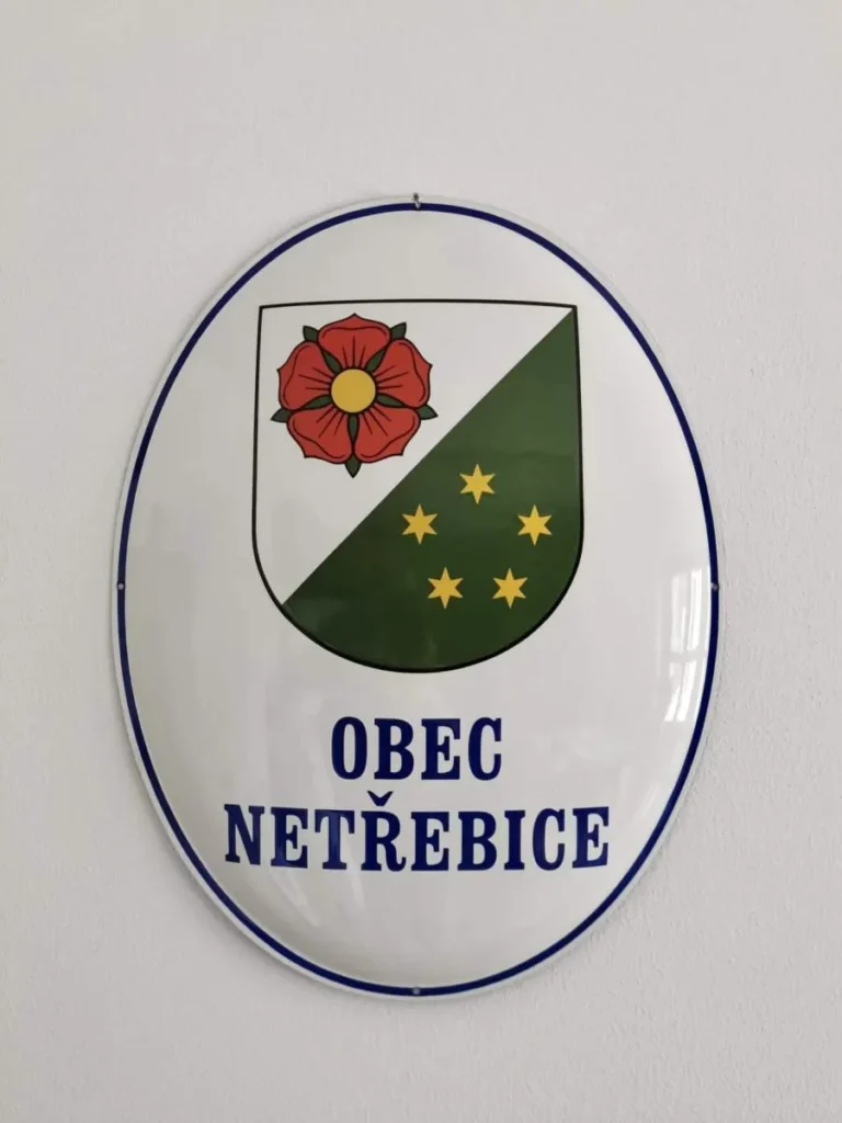 oválný smaltovaný znak Netřebice