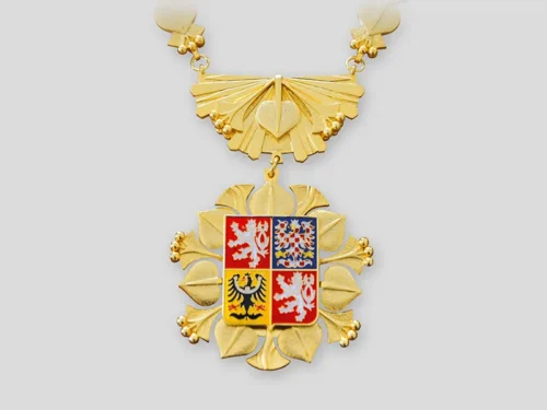 insignie se znakem ČR detail