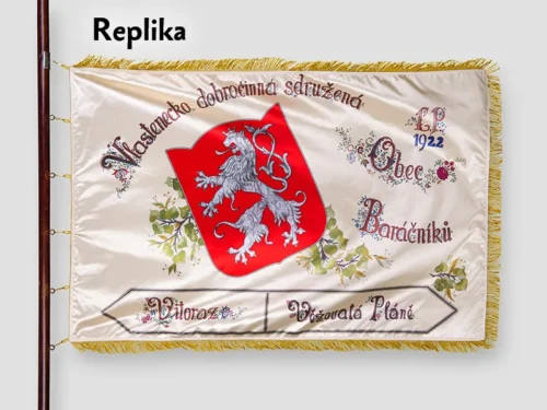 replika historického praporu Věžovatá Pláň