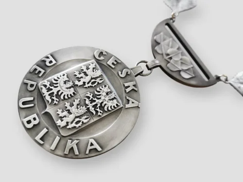 renovace insignie
